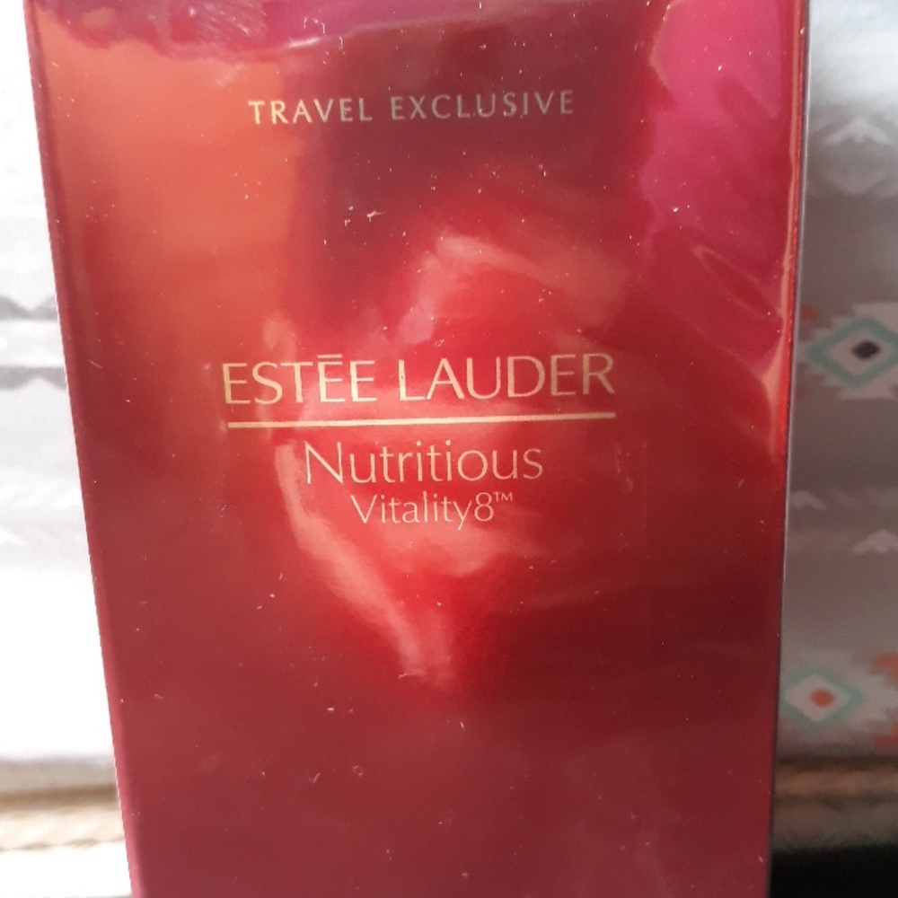 Estee  lauder nutritious new